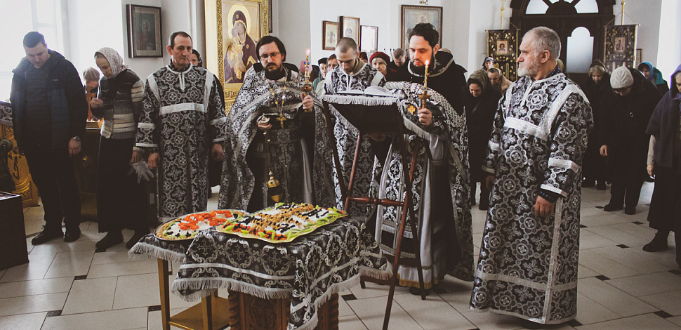 «Пусть вознесется молитва моя, как благоухание фимиама пред Тобою, а жертвой вечерней станет воздеяние рук моих»