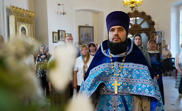 Царице моя преблагая, надеждо моя Богородице!