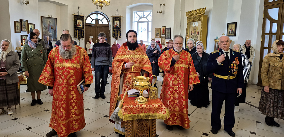 Прихожане храма пр. Самуила вознесли благодарственные молитвы за дарование победы в ВОВ