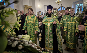 Благословен Грядый во имя Господне