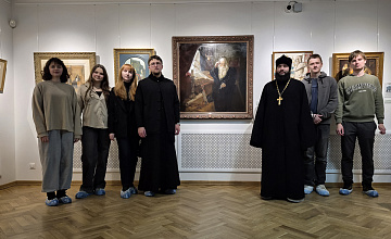Молодежная группа храма пророка Самуила посетила художественную выставку