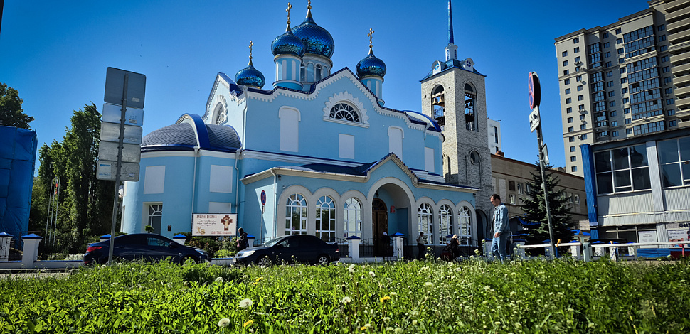 Православные христиане молитвенно почитают память свт. Николая Чудотворца
