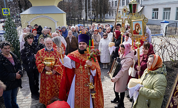 «Христос воскресе из мертвых, смертию смерть поправ…»