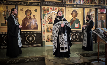 Покаяния отверзи ми двери, Жизнодавче…