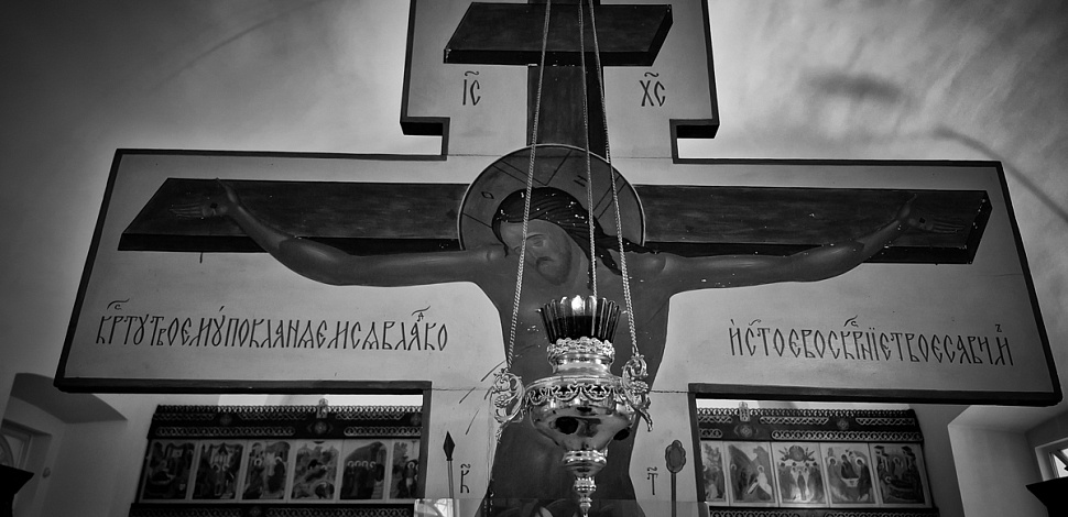 Вечерня с акафистом Страстем Христовы