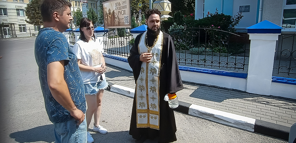 В зону СВО были переданы рации и медикаменты